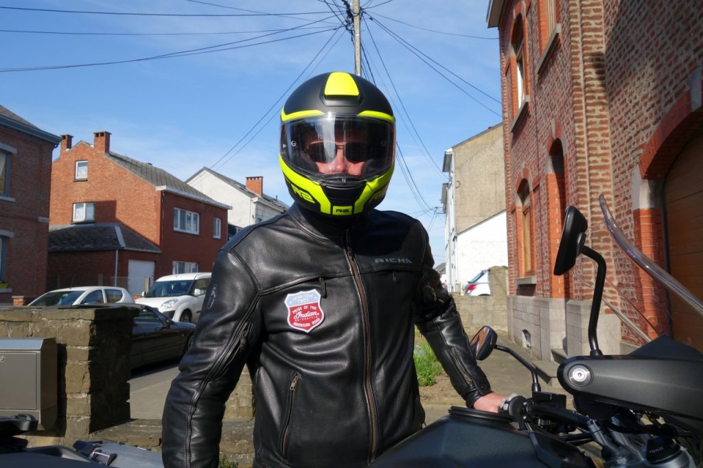 Schuberth R2 : la politique du compromis.