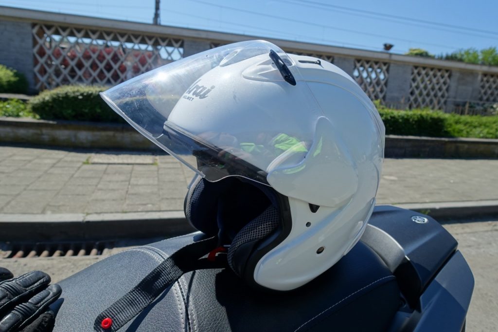 Le Arai SZ-Ram X, le jet haut de gamme et sportif