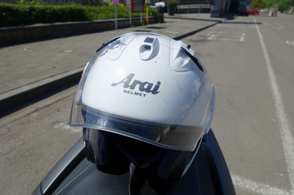 Le Arai SZ-Ram X, le jet haut de gamme et sportif