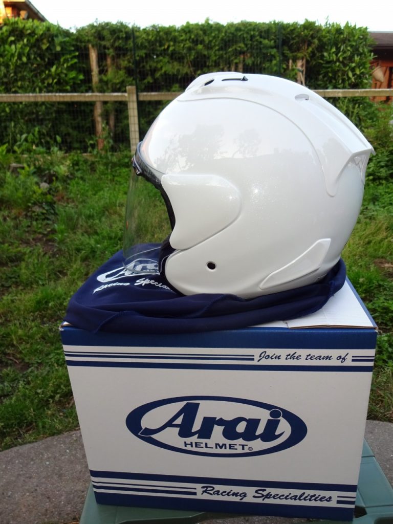 Le Arai SZ-Ram X, le jet haut de gamme et sportif