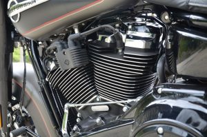 Harley Davidson Héritage Classic 2018 : la branche obscure de l’arbre généalogique.