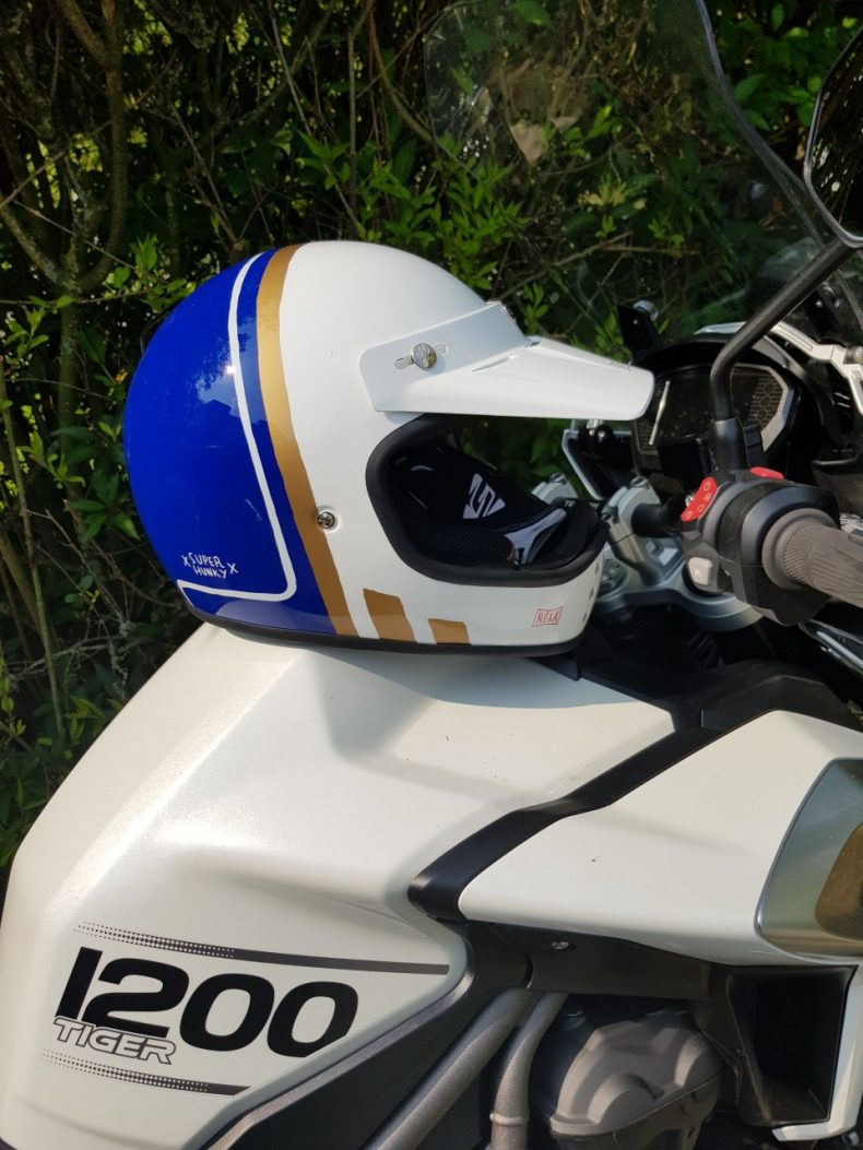 Nexx XG200 le cross vintage pour votre scrambler.