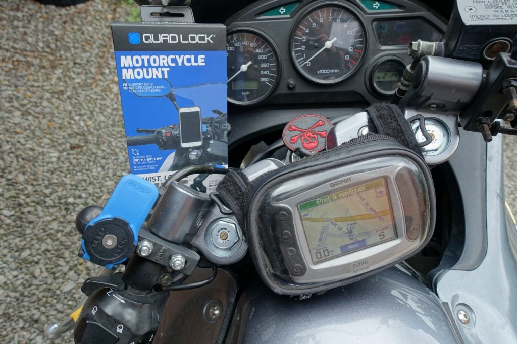 Votre Smartphone sur votre moto avec Quad Lock