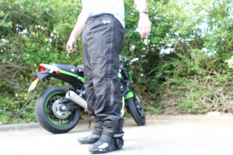 Furygan Overpant, facile et pratique