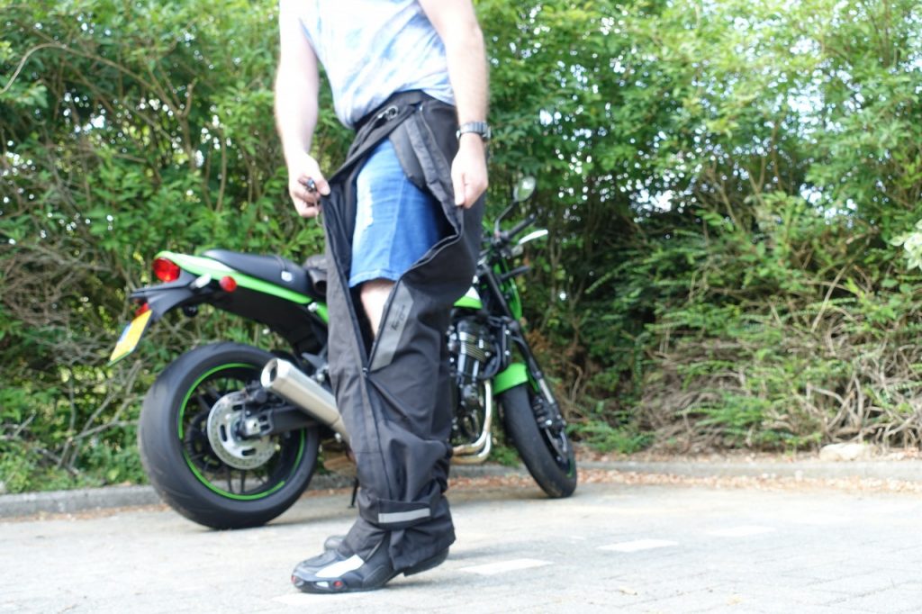 Furygan Overpant, facile et pratique