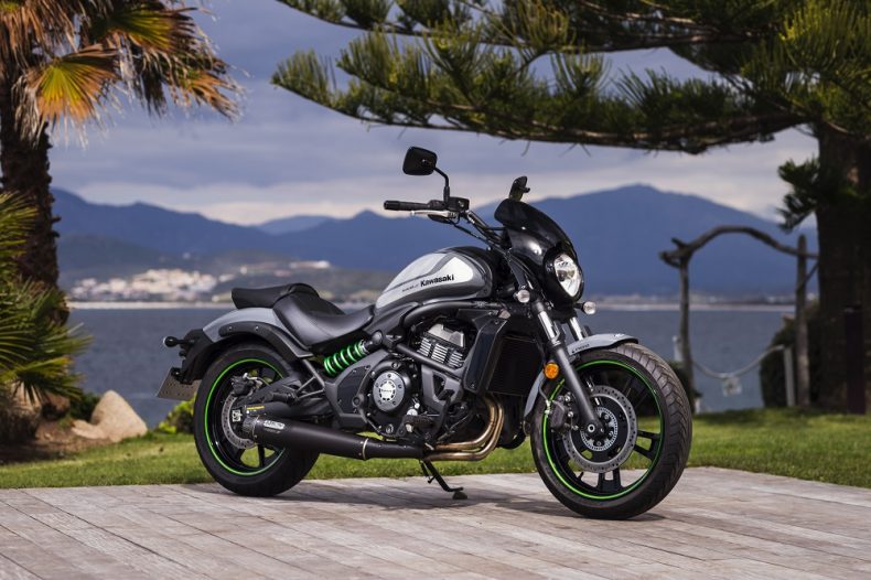Permis A2 et style custom avec la Vulcan