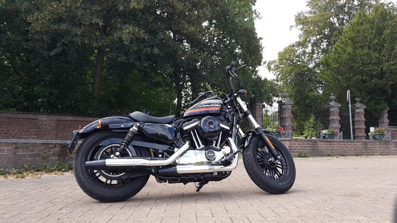 Harley-Davidson Sportster 48 Special, vive les seventies