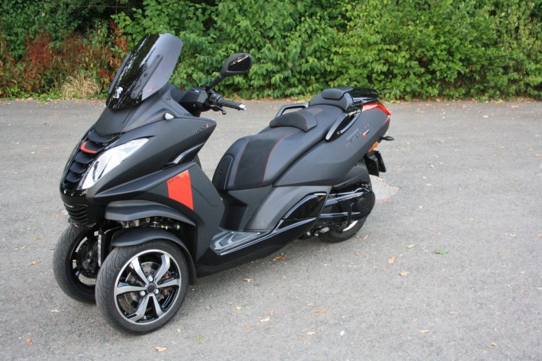 Peugeot Metropolis 400I RX-R, jamais 2 sans 3?