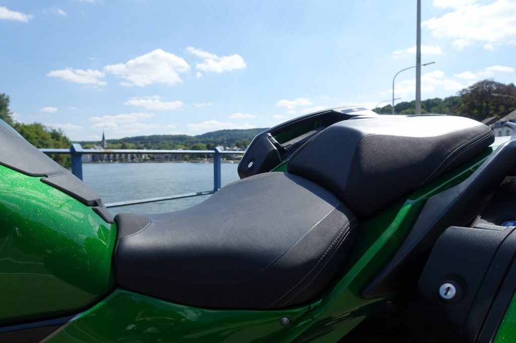 Hulk version deux roues, la Kawasaki H2SX