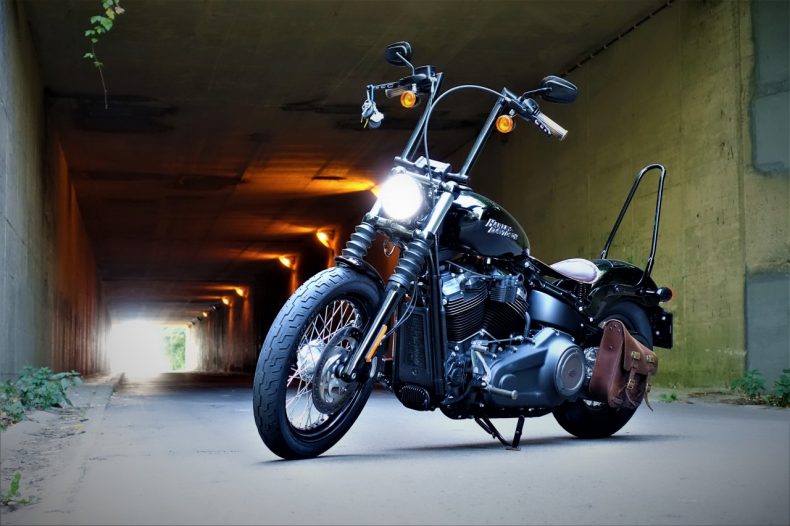 Harley-Davidson, découverte de la customisation en Street Bob