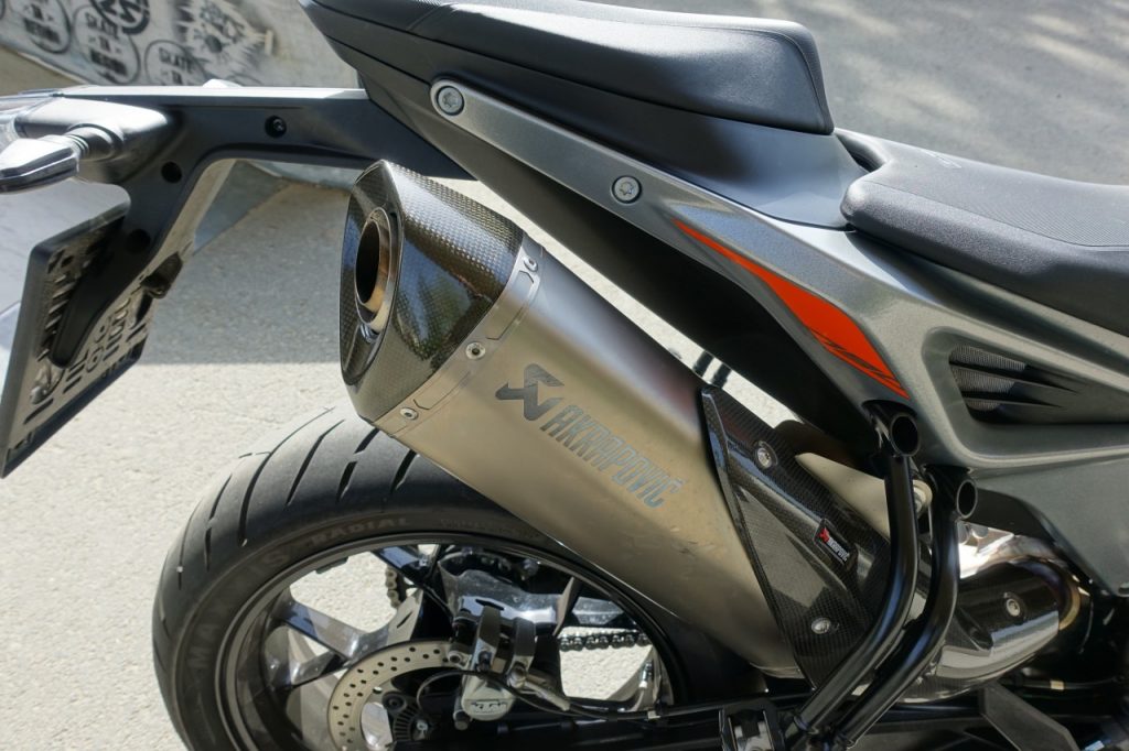 KTM Duke 790, celle qui manquait