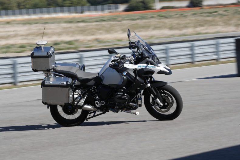 Un BMW GS1200 autonome et on n’est pas le premier avril