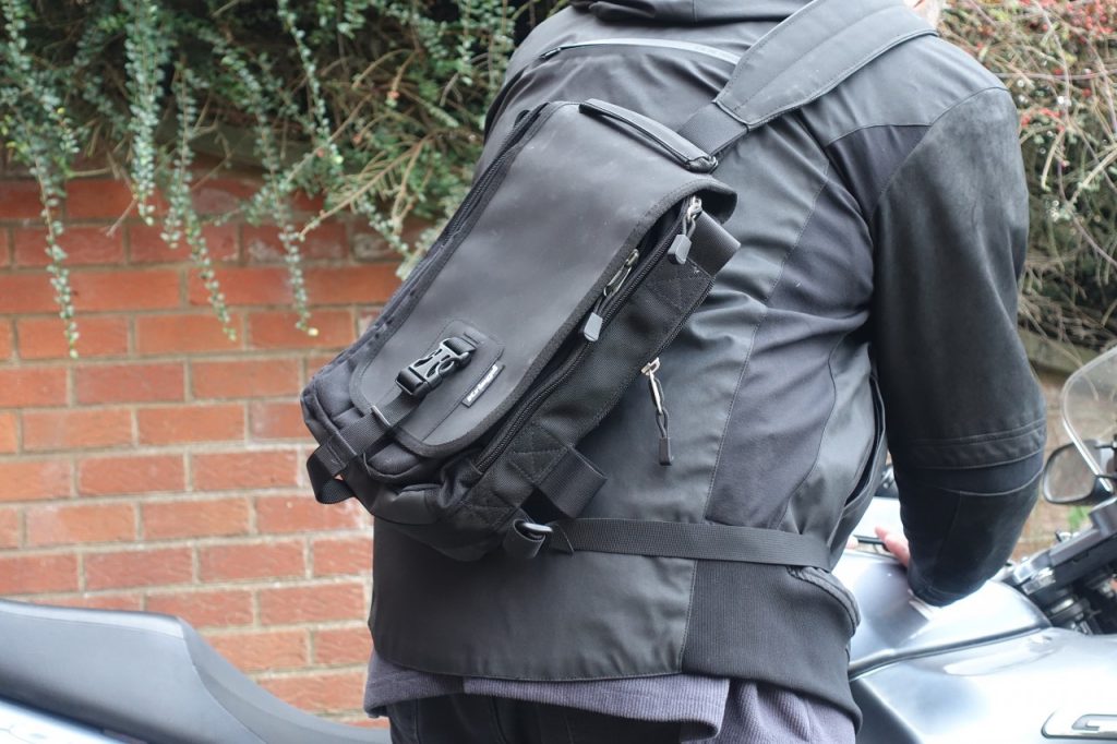 Kriega Sling EDC petit et pratique