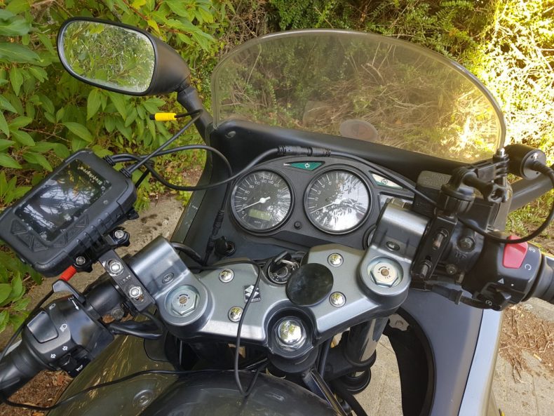 Filmez votre quotidien avec une double dashcam Blueskysea DV688