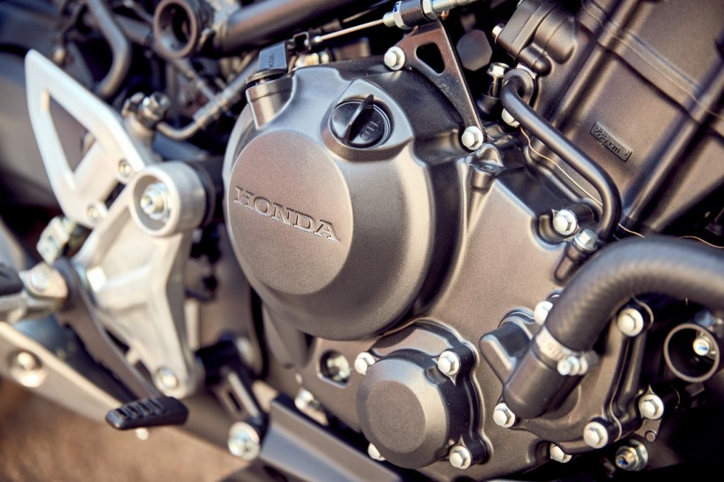 Honda CB300R: la menace fantôme