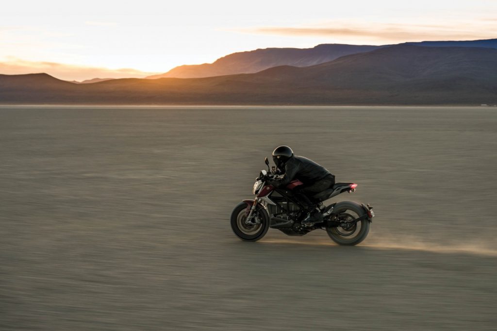 Zero Motorcycles présente la nouvelle SR/F