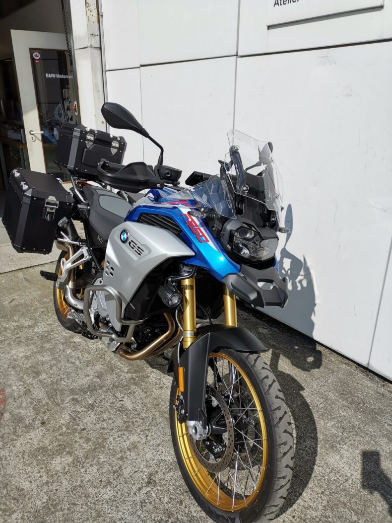 Exclusivité : la nouvelle BMW GS 850 Adventure passe une semaine entre nos mains