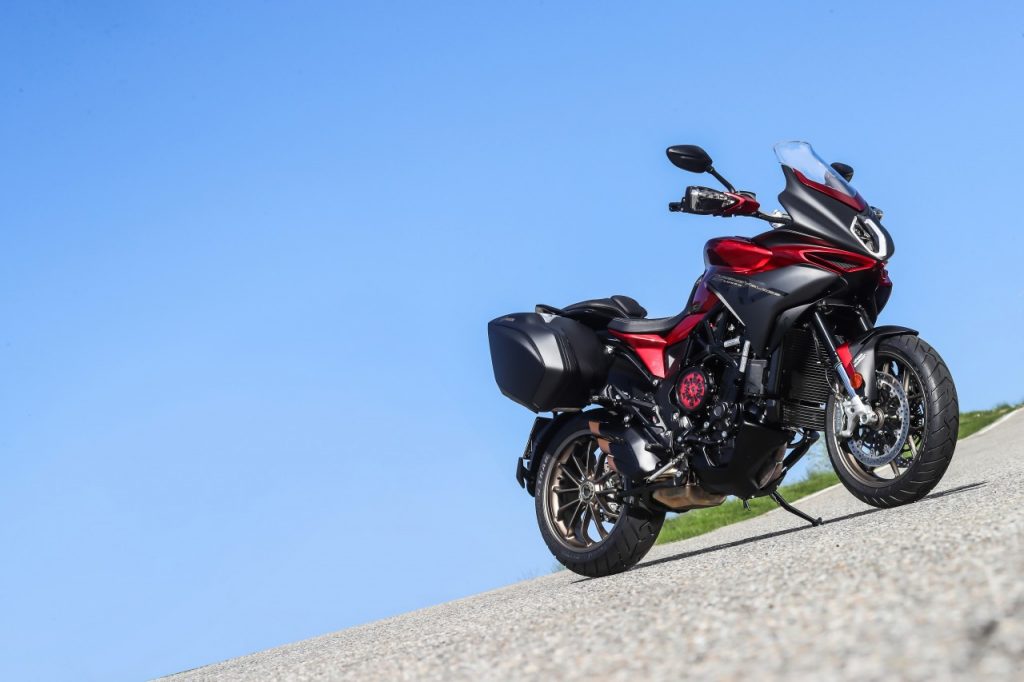 MV Agusta Turismo Veloce: ceci n&rsquo;est pas un trail!