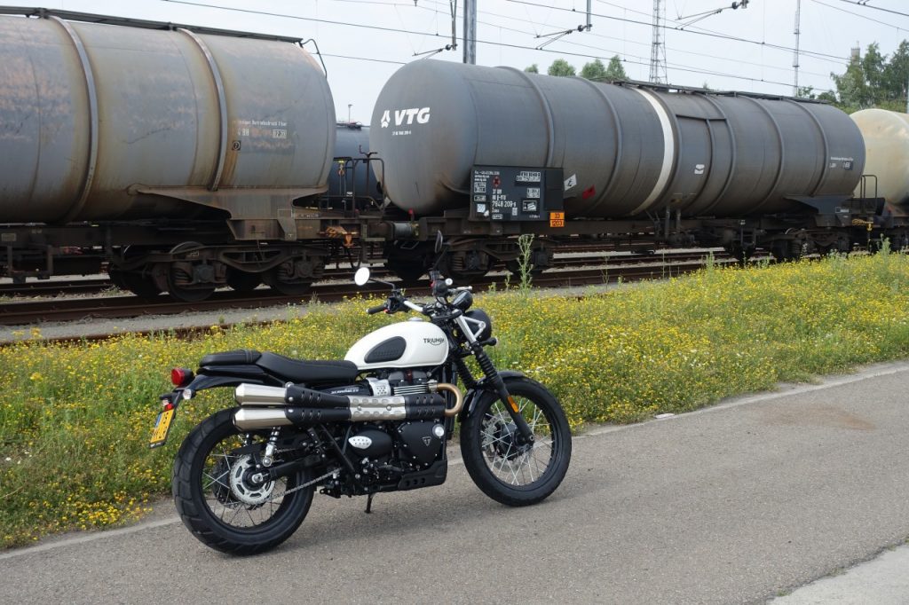 Le Street Scrambler 900 monte en puissance