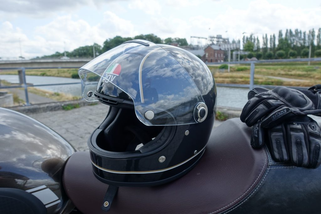 AGV X3000, vintage à l’italienne