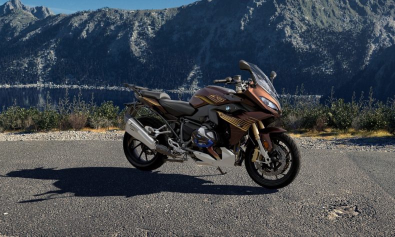 BMW R1250RS 2019 : la sportive se rebiffe !