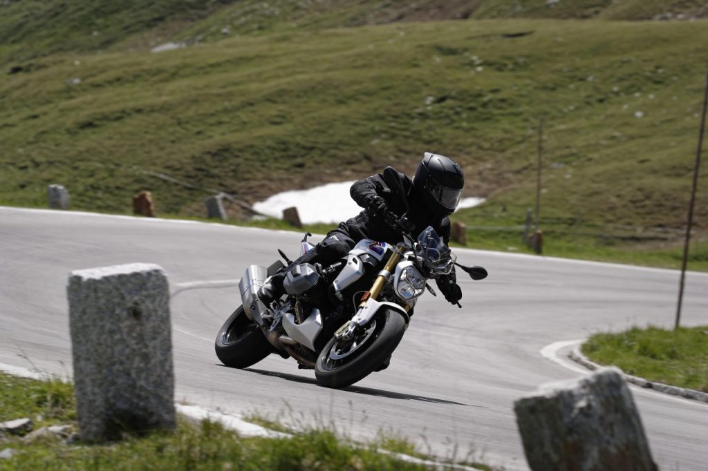 BMW R1250R: c&rsquo;est dans l&rsquo;R