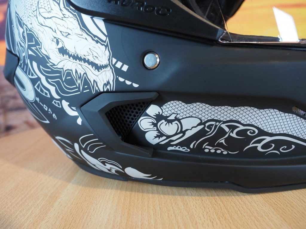 Ruroc Atlas, le premier casque moto de la marque anglaise.