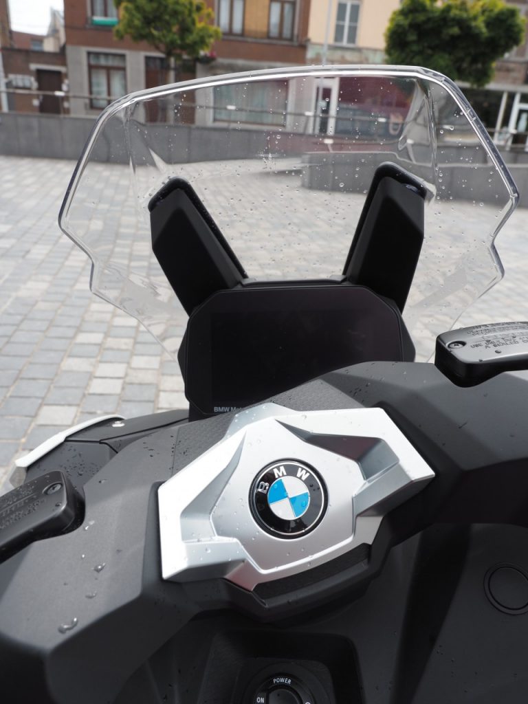 BMW C400X, pas besoin de plus