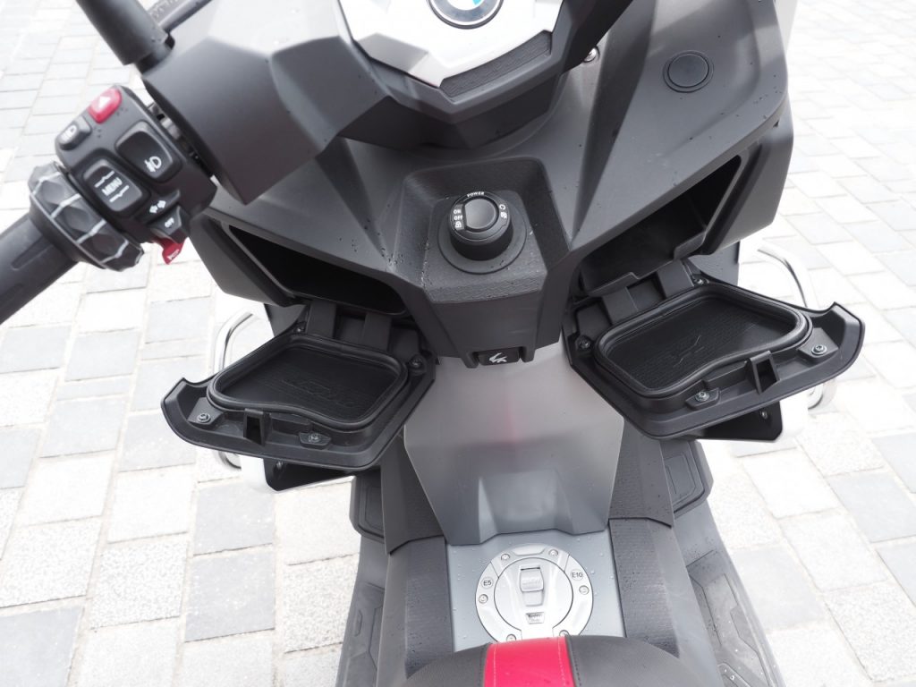 BMW C400X, pas besoin de plus