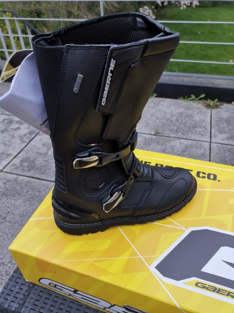 Bottes moto homme GAERNE taille 40 bon état très peu portées