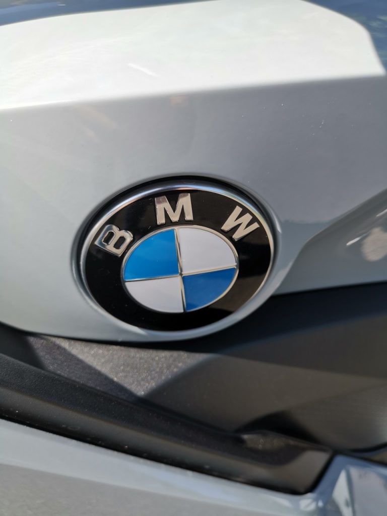 BMW S1000XR 2020: Sportive déguisée en Trail