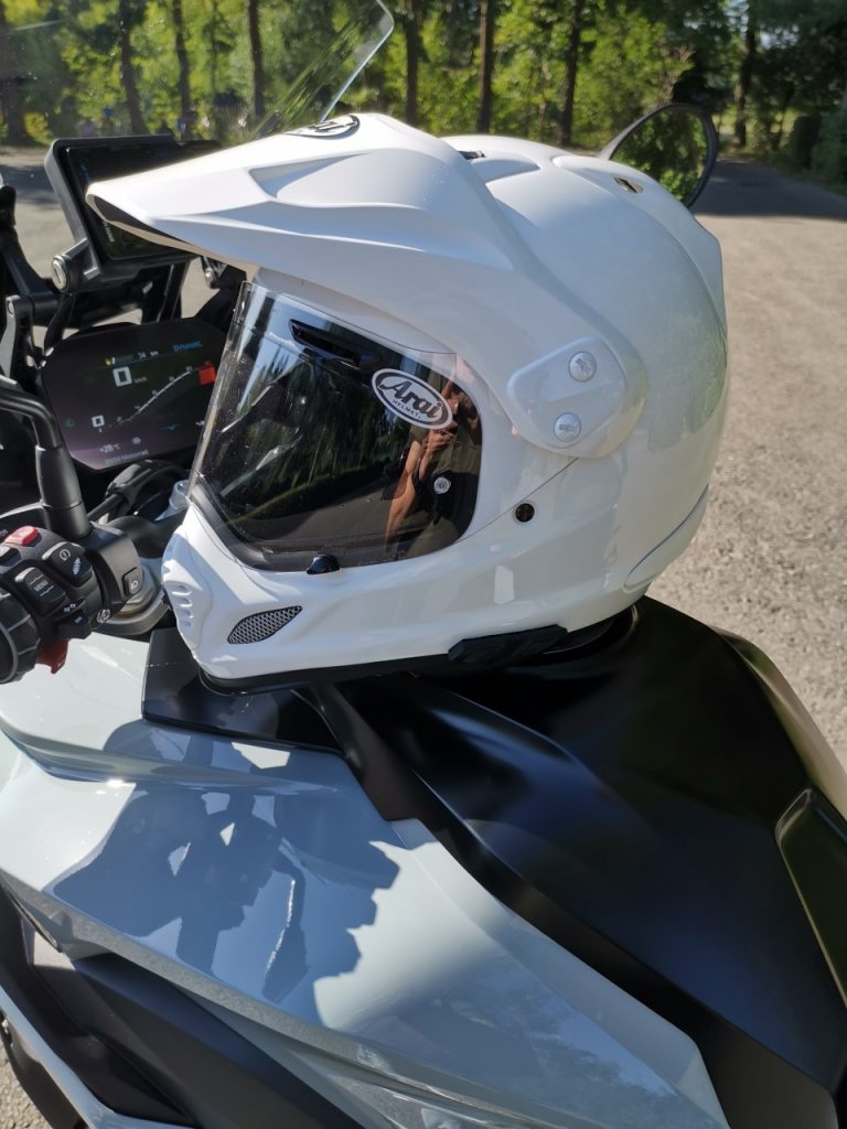 Arai Tour-X4, voyageur de luxe