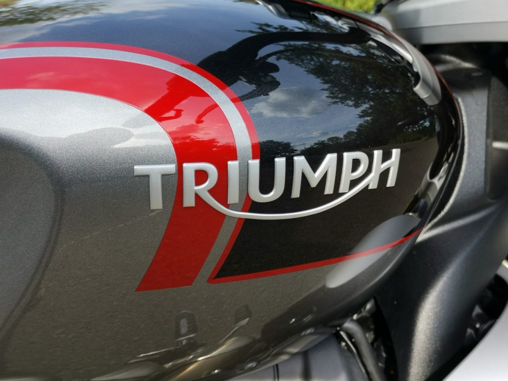 Triumph Rocket 3 GT 2020 , Bodybuildée !