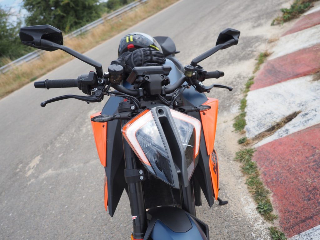 La bombe! On a testé la KTM SuperDuke 1290 R