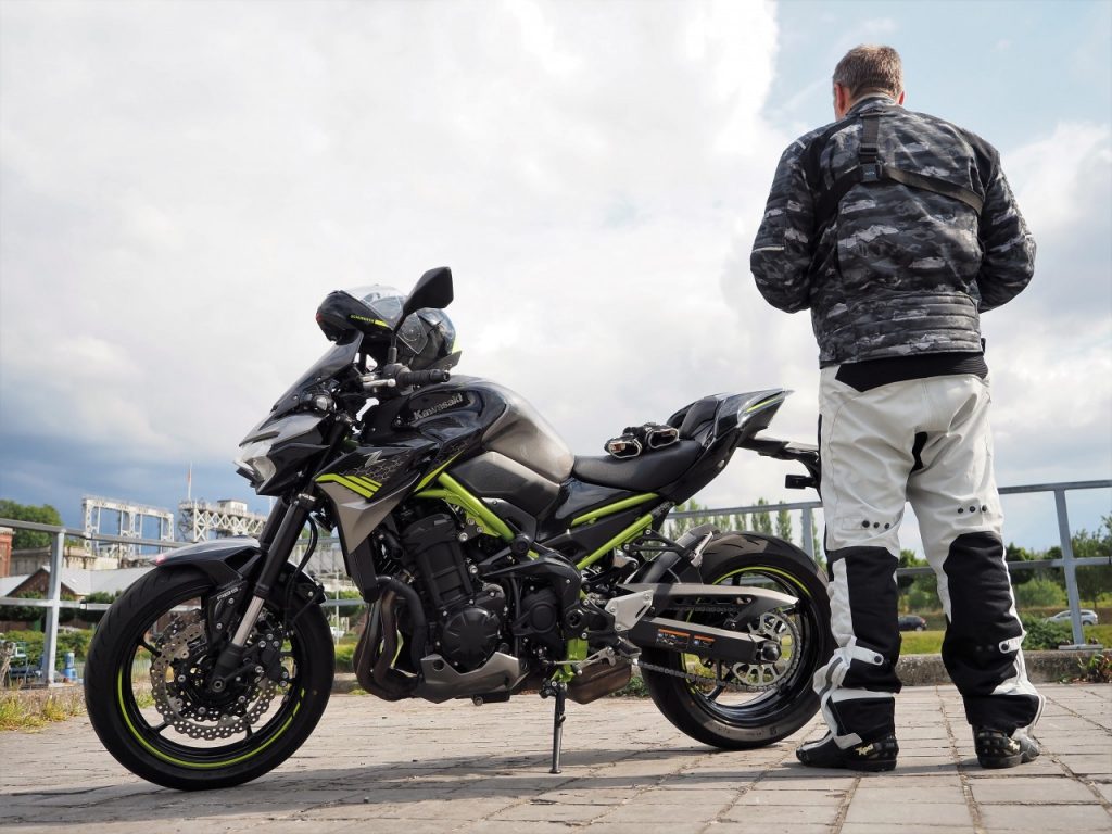 La Kawasaki Z900 vous donne encore le sourire