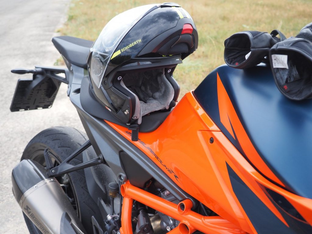 Le Schuberth C4 Pro Carbon, au sommet !