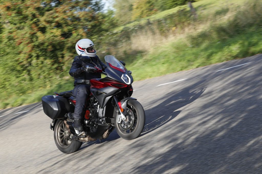 11.000 bornes en MV Agusta