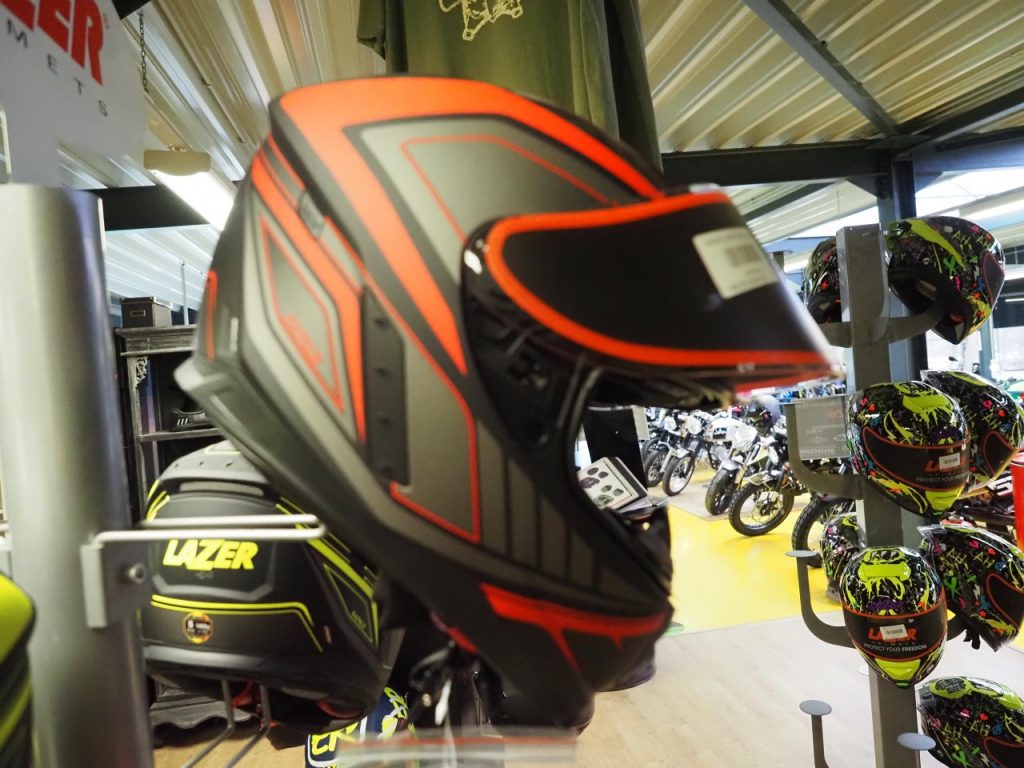 Des nouvelles Kawasaki, en visite chez Golden Bikes