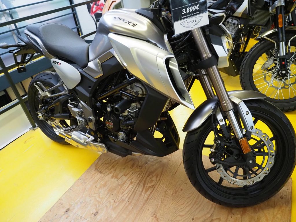 Des nouvelles Kawasaki, en visite chez Golden Bikes