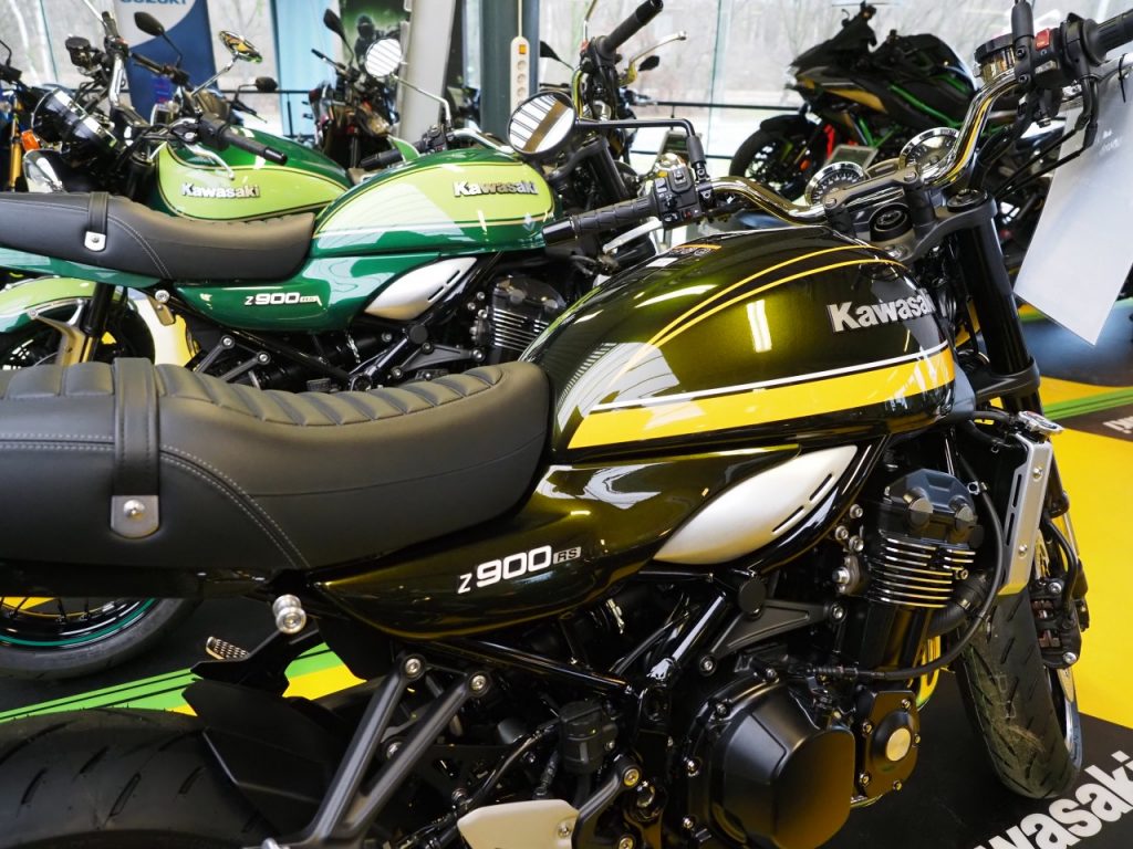 Des nouvelles Kawasaki, en visite chez Golden Bikes