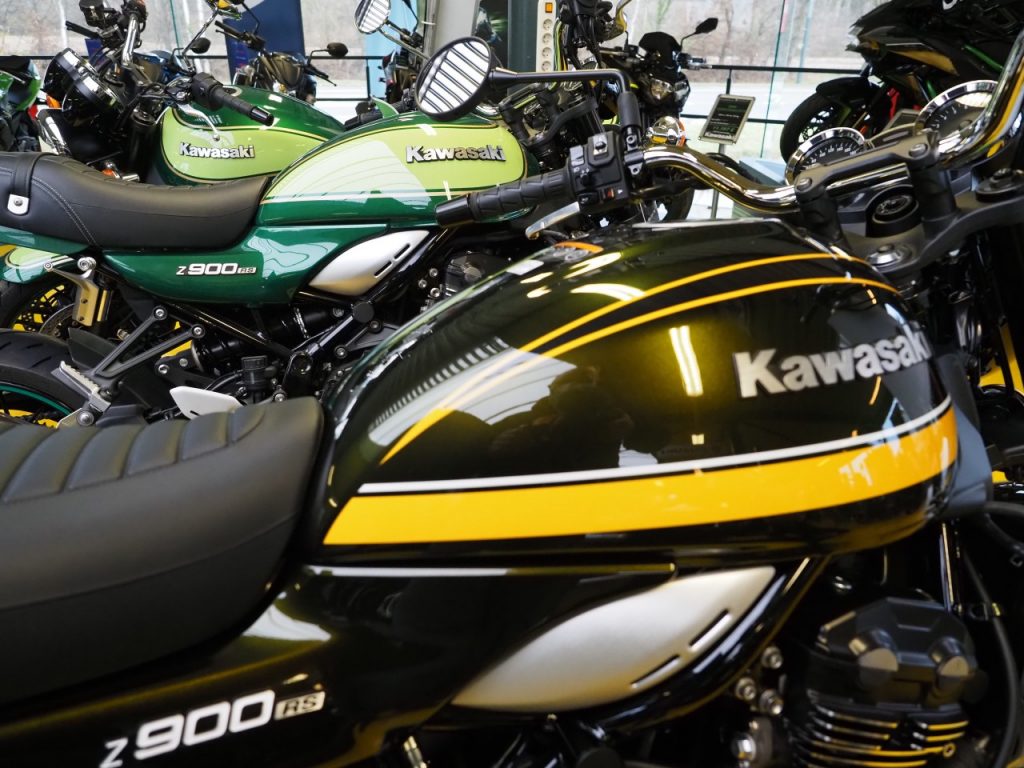 Des nouvelles Kawasaki, en visite chez Golden Bikes