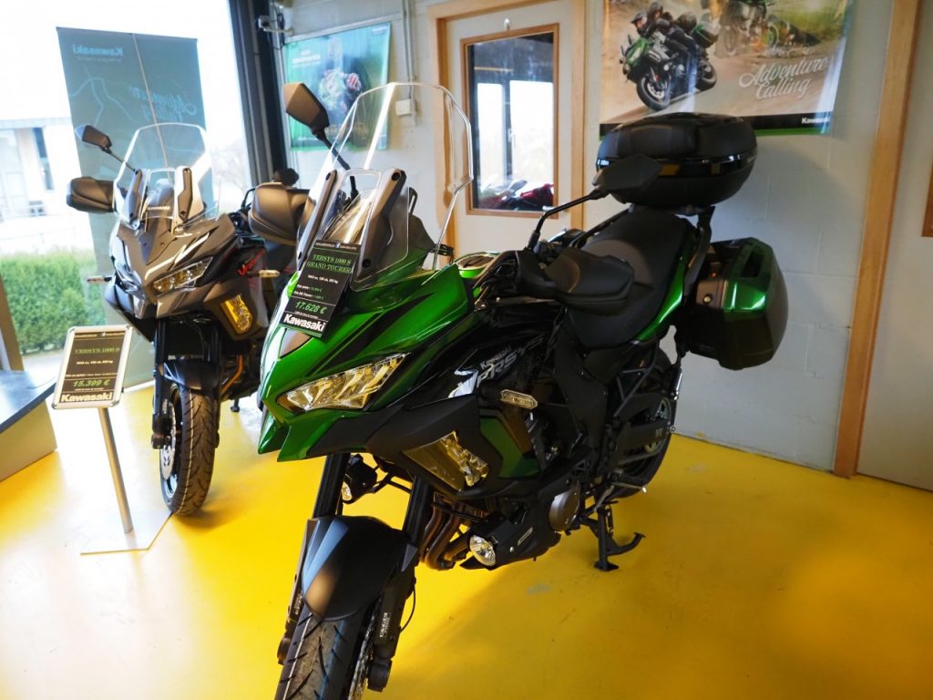 Des nouvelles Kawasaki, en visite chez Golden Bikes