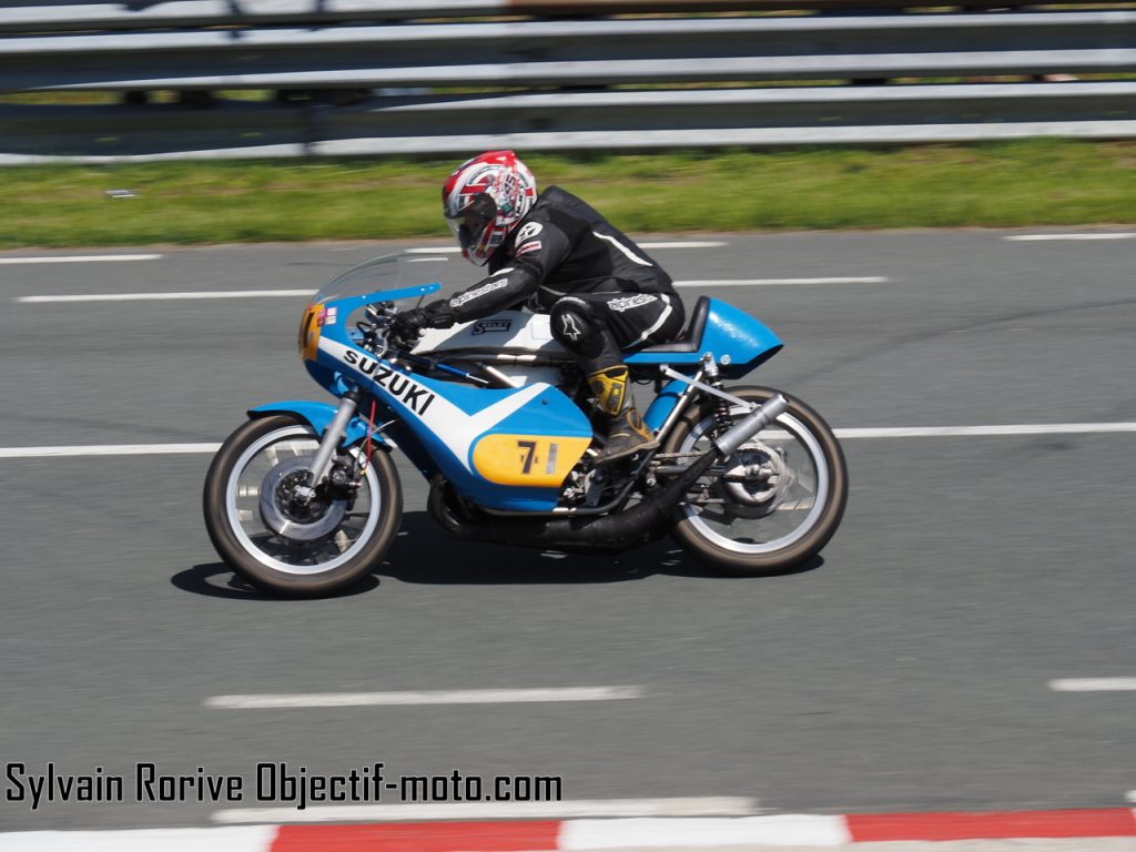 Un dimanche après-midi aux Classic Bikes de Chimay