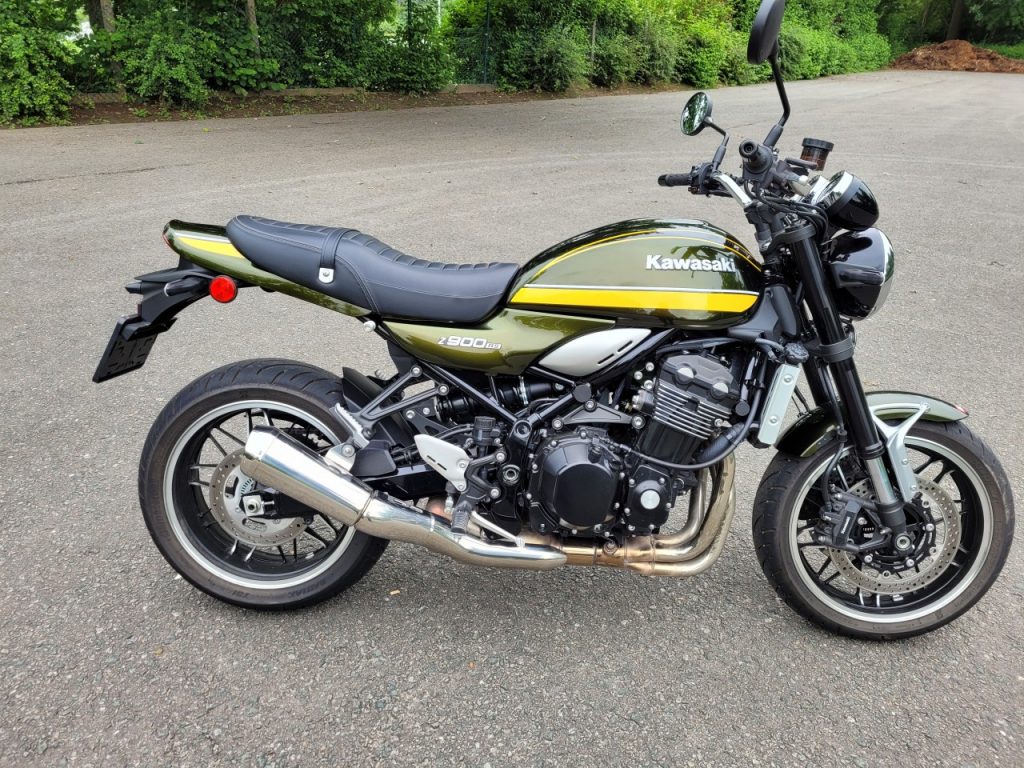 KAWASAKI Z900RS, Hommage à une pionnière.