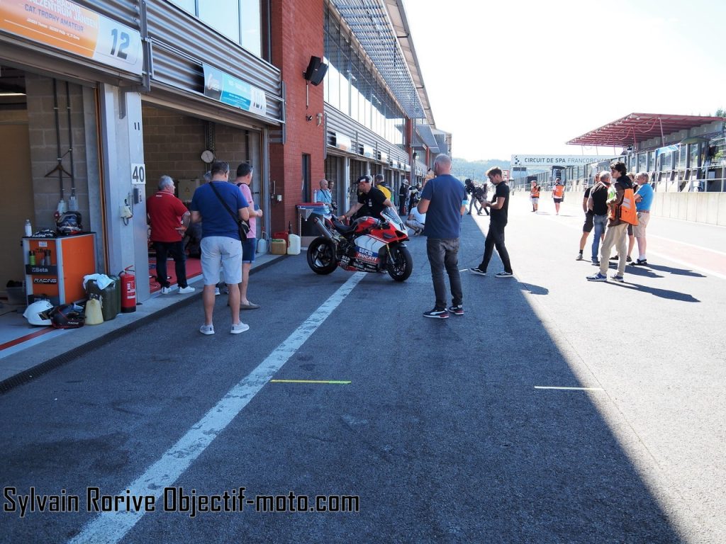 Les 6 heures moto de Spa-Francorchamps