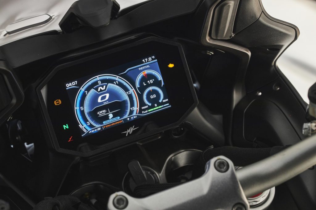 20.000km en MV Agusta: notre bilan global!