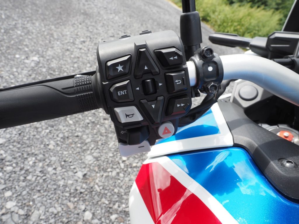 Honda Africa Twin 1100 DCT 2021, polyvalente partout.