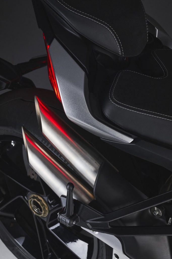 MV Agusta Brutale 1000 RS: plaidoyer pour la folie