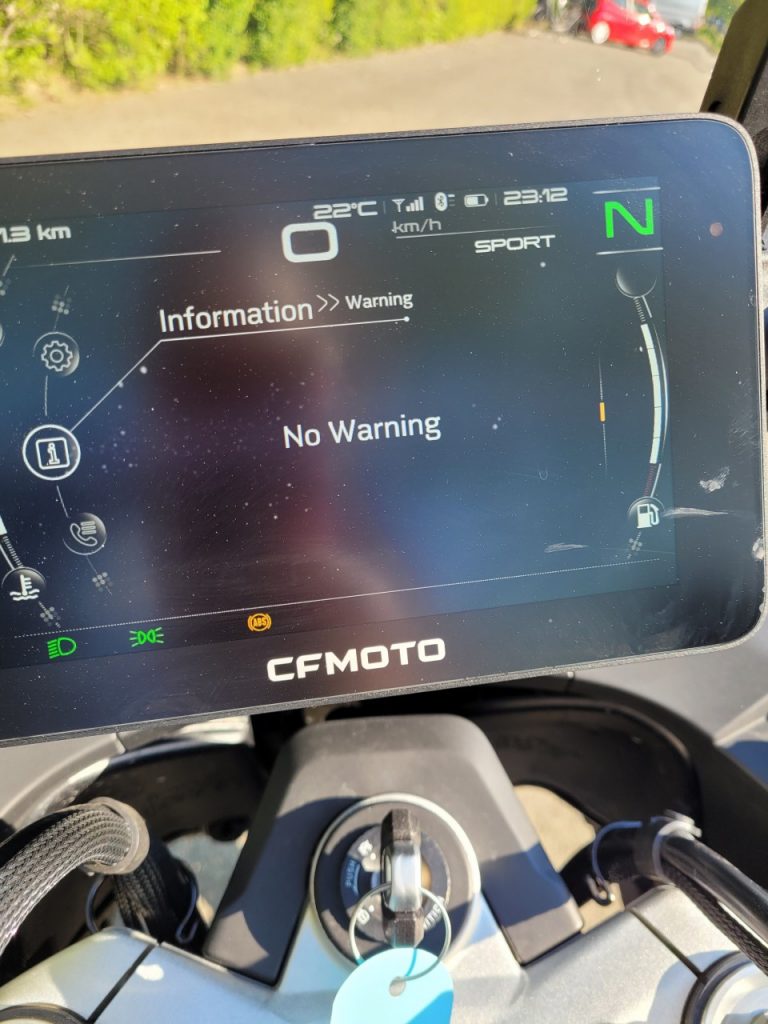 CF Moto 800 MT Sport, et pourquoi pas ?