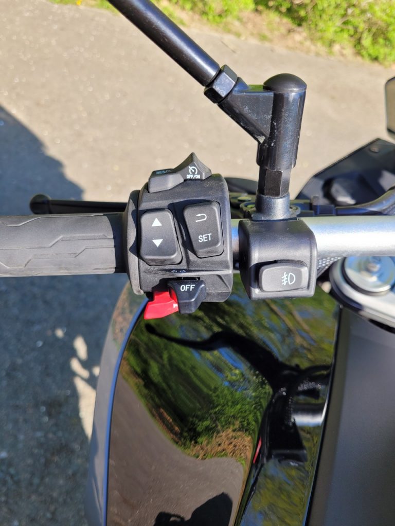 CF Moto 800 MT Sport, et pourquoi pas ?